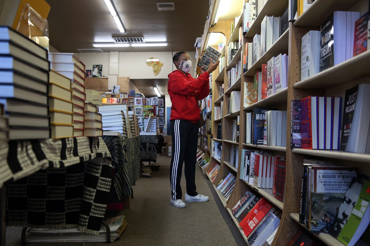 Black-Owned Vintage Clothing Stores Surge - The New York Times