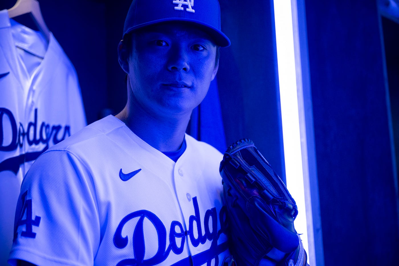 Dodger Insider magazine: Option One — Yoshinobu Yamamoto