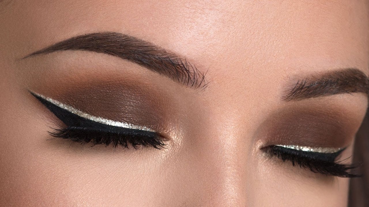 EYELINER MISTAKES YOU'VE BEEN MAKING WITHOUT EVEN REALISING! | by  Partyvapours | Medium