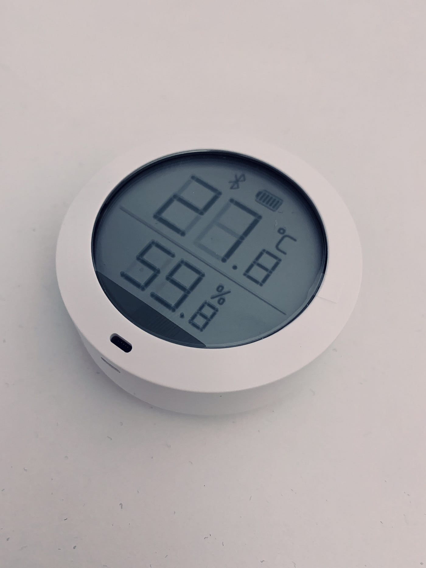 Use Xiaomi Mi Bluetooth Temperature and Humidity Sensor as HomeKit  accessory [UPDATE 23.12.2019] | by Mr. Jakub | Medium