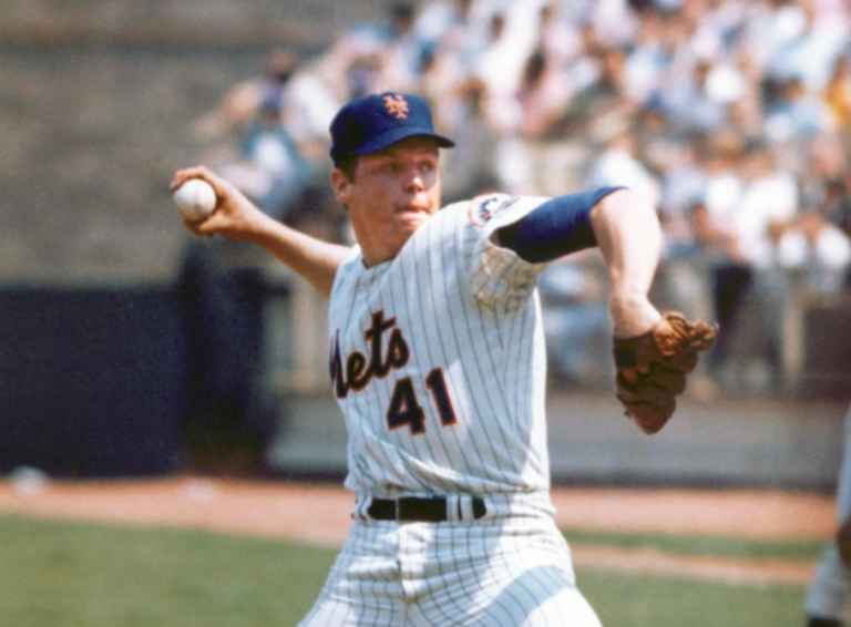 Tom Seaver, Pitcher Who Led 'Miracle Mets' to Glory, Dies at 75