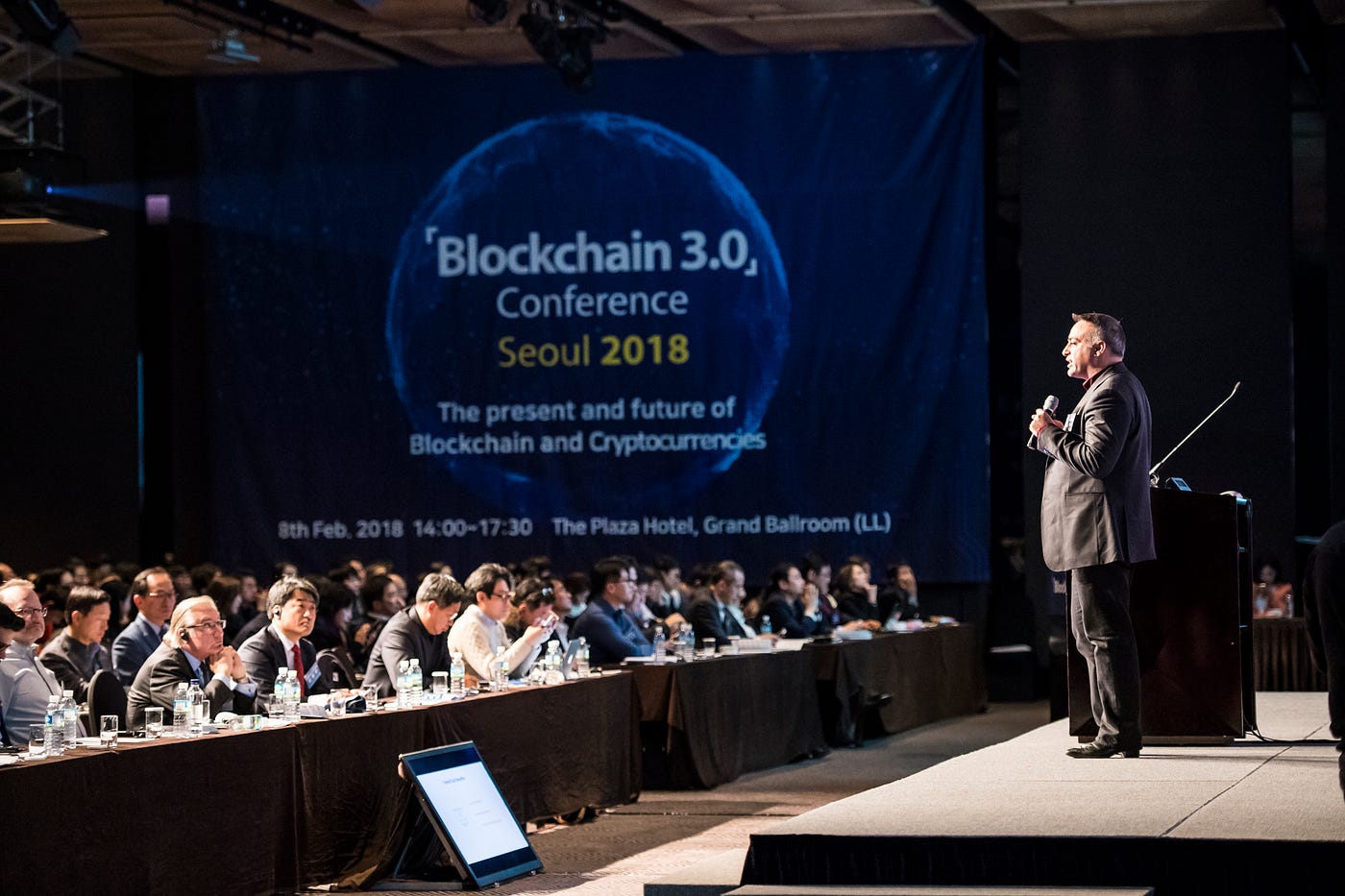 비트코인과 이더리움을 뛰어넘을 블록체인 3.0 시대. 거번테크와 사단법인 한국블록체인산업진흥협회(KBIPA)는 2018년… | by  Color Platform | 컬러 플랫폼 | Medium