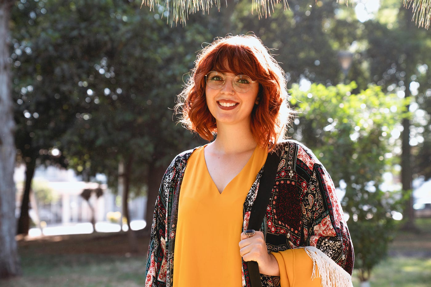 Photo by Los Muertos Crew: https://www.pexels.com/photo/a-pretty-woman-smiling-7616860/