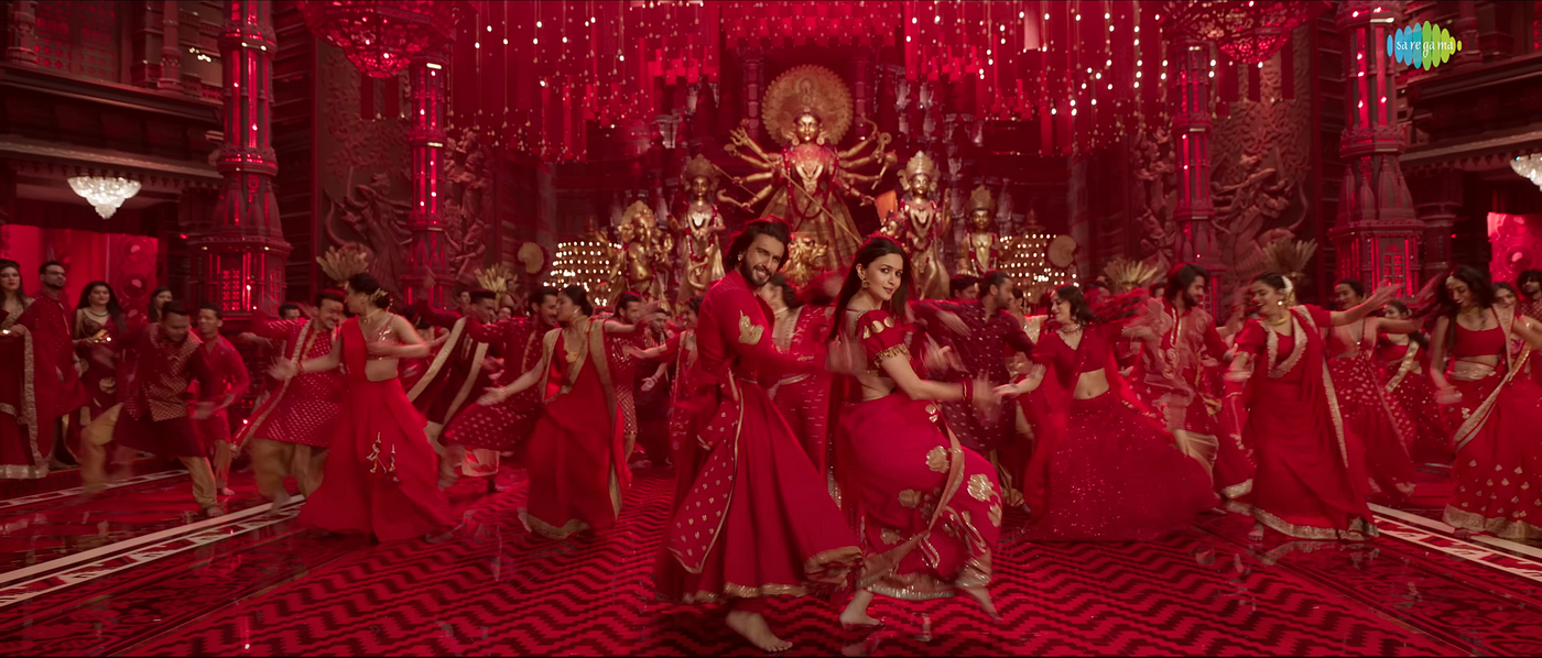 Tu Jhoothi Main Makkar Review (SPOILERS): What's Up With That End Credits  Song?