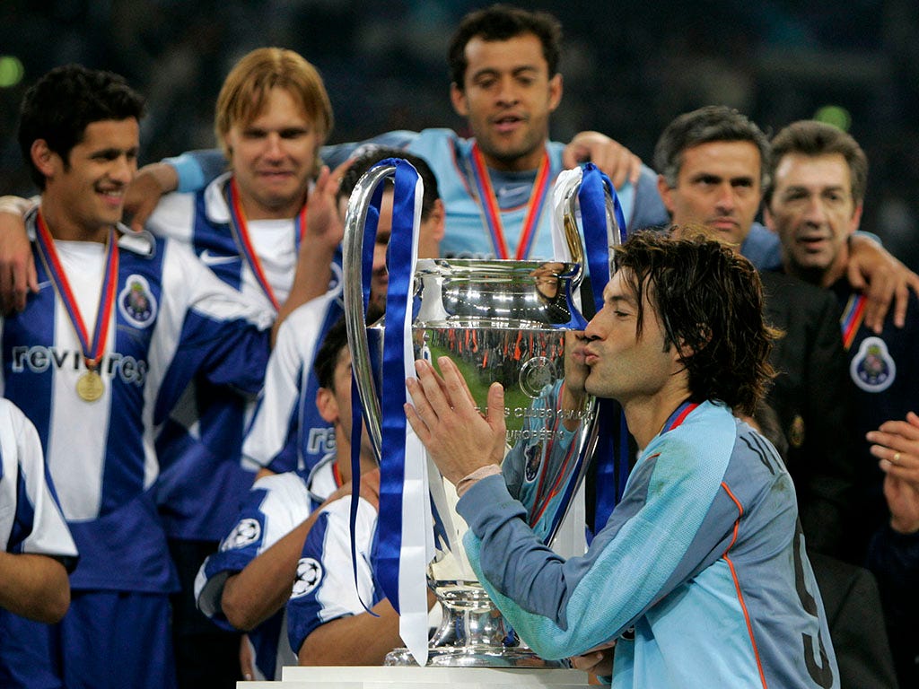 2003/04: FC Porto volta a surpreender