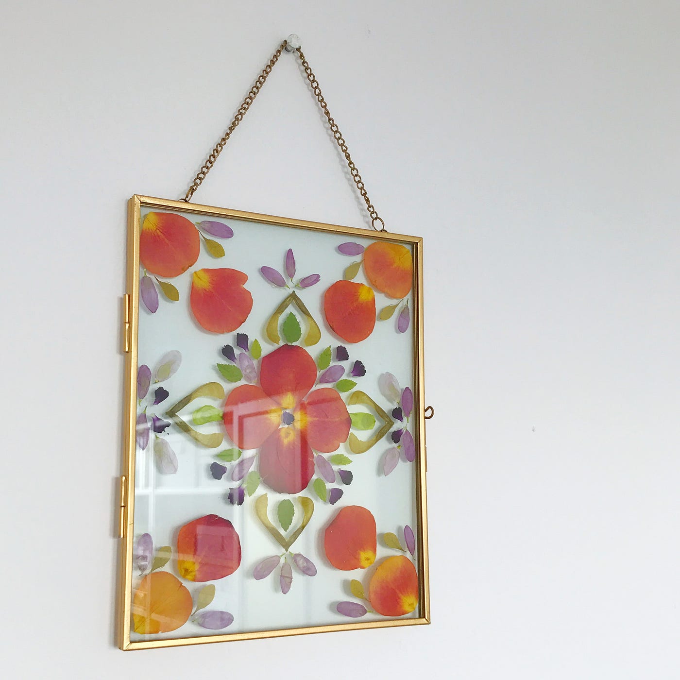 DIY Tutorial: Pressed Flower Art in a Floating Frame, by Anna Grunduls