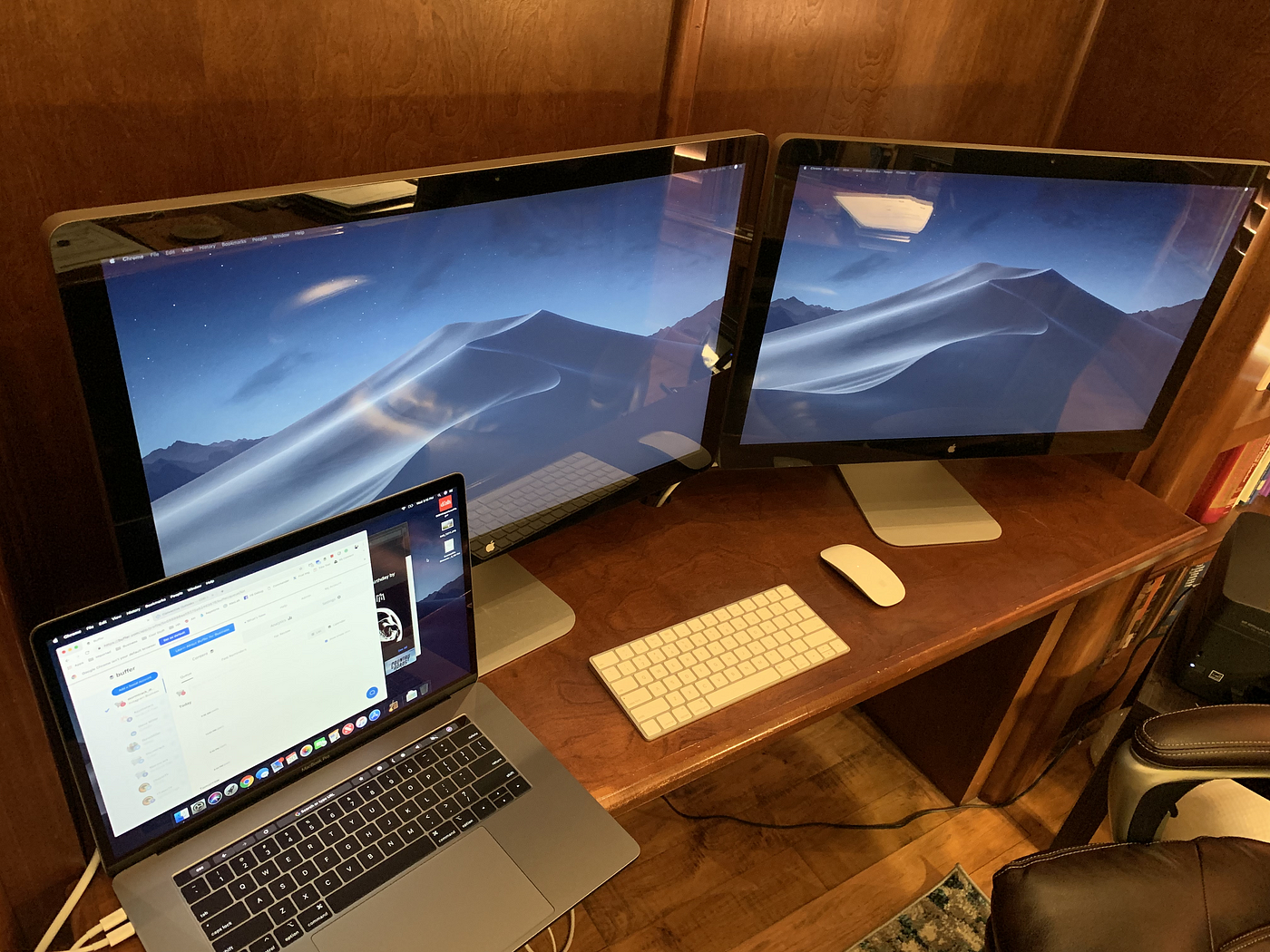 Using Dual Monitors with a MacBook Pro 15-inch | by Steve Miller | Medium