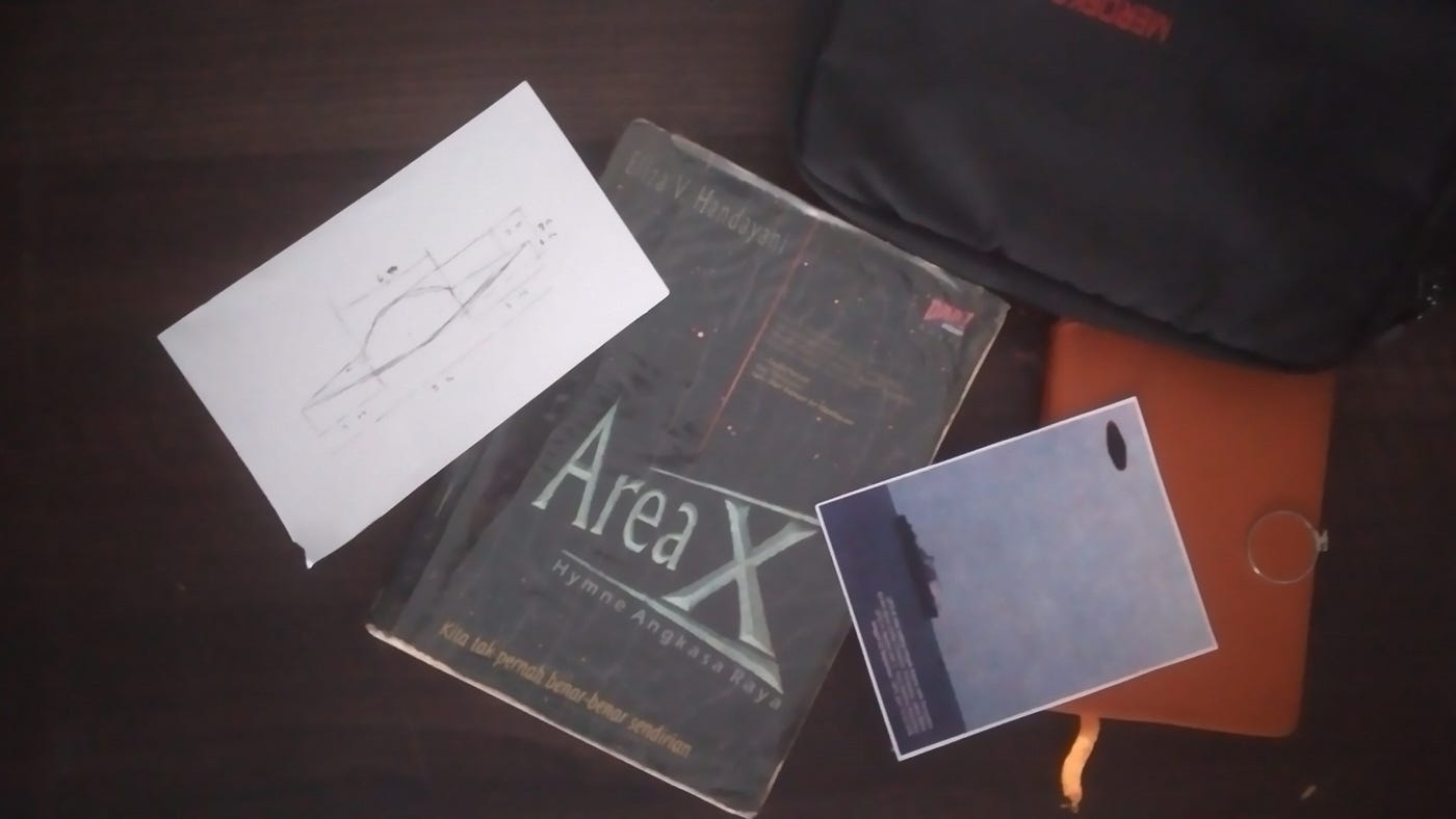 Review Area X: Novel Sci-Fi Indonesia Seputar UFO & Alien