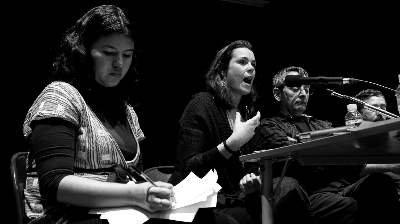 La charla sobre conflictos periféricos y violaciones de derechos humanos fuera de la Unión Europea reunió a activistas por las causas de Palestina, el Sáhara Occidental y Kurdistán (Madrid)