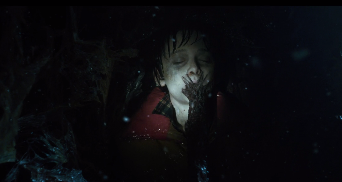 Barb is taken by the Demogorgan  Stranger Things 1 Scene 