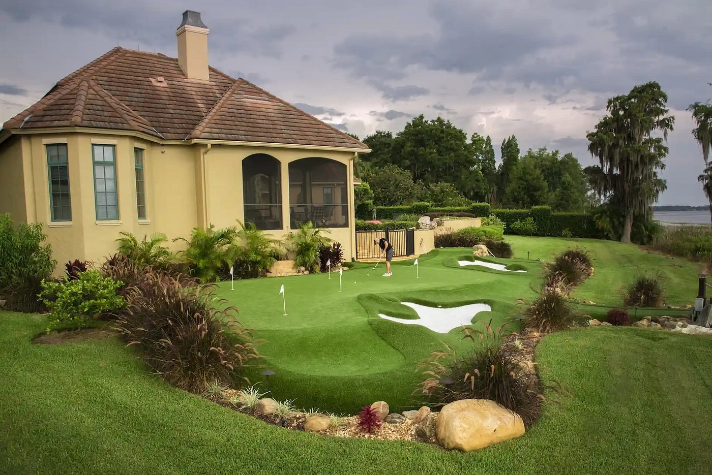 How to Choose the Right Artificial Grass Company in Phoenix or Scottsdale