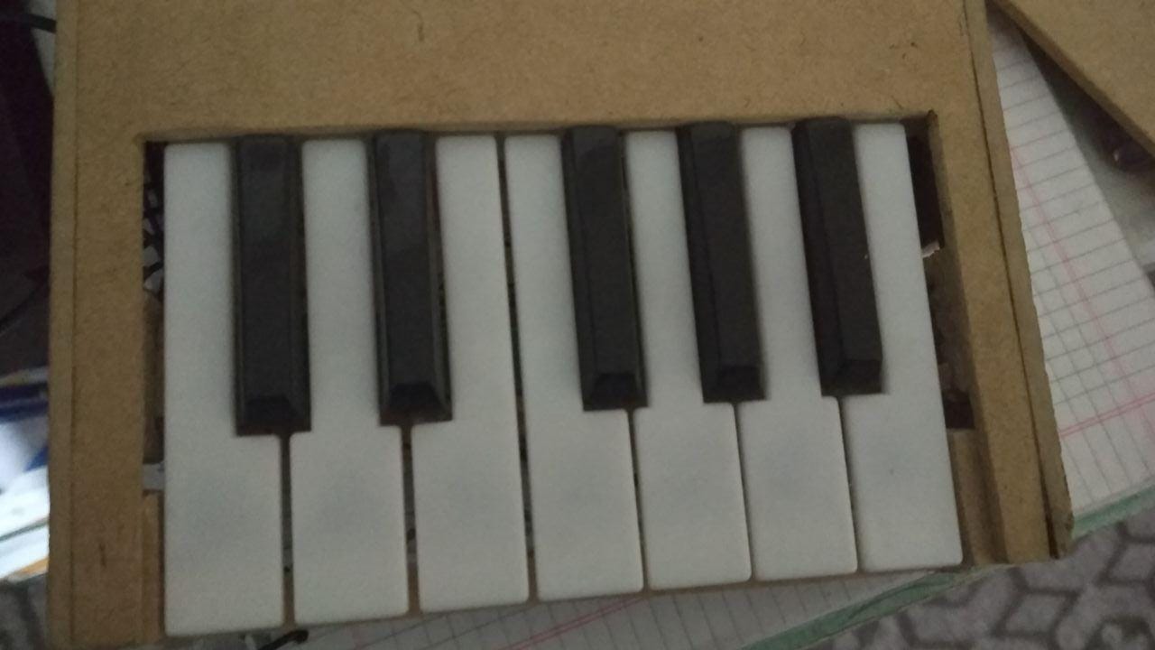 Convirtiendo un teclado musical barato en uno MIDI | by Mauricio Matias C.  | Medium