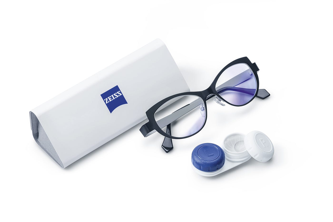 How to Choose the Right Contact Lenses for Your Eyes?