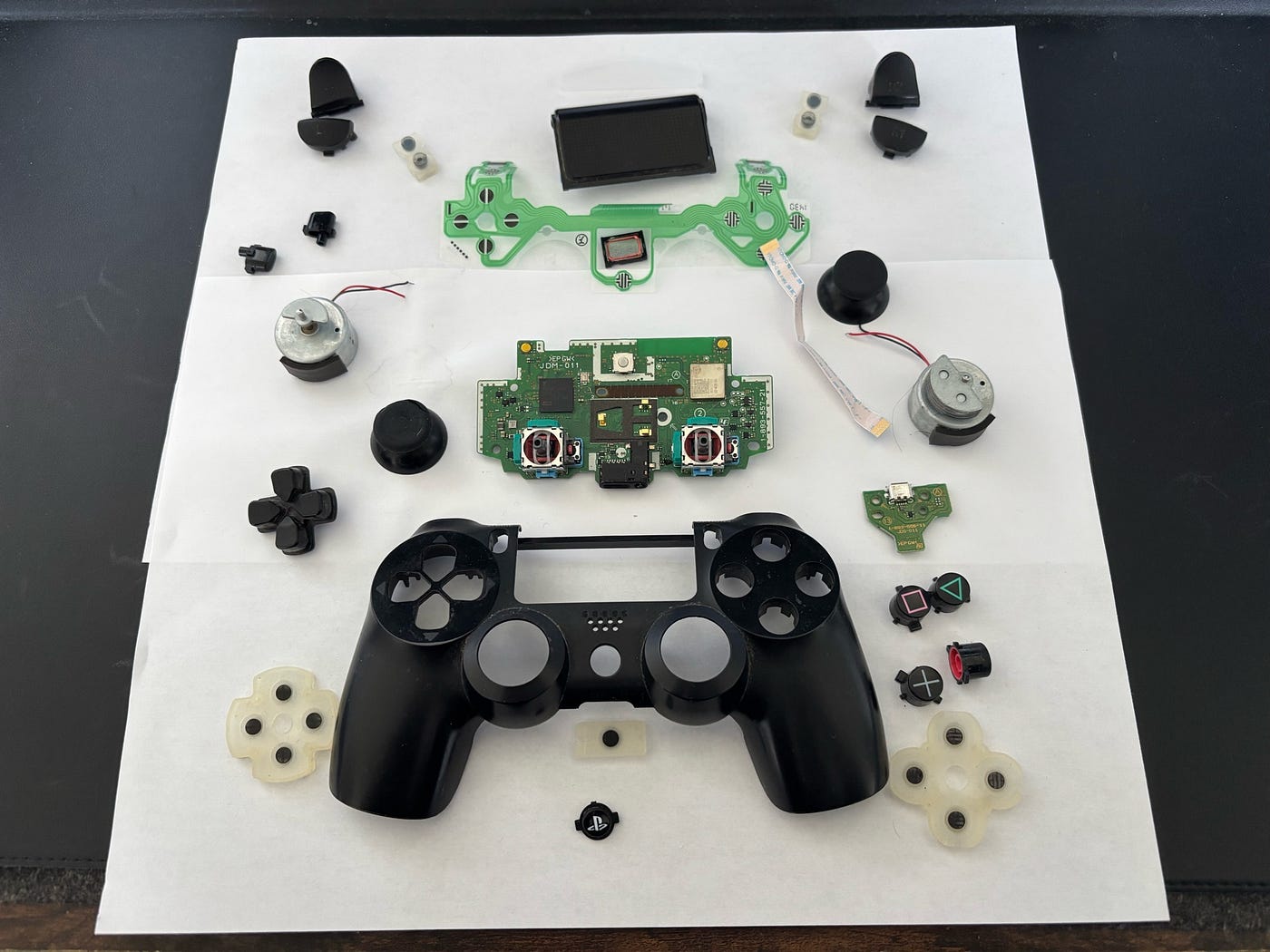 J’ai offert une vieille manette de PS4 en cadeau d’anniversaire