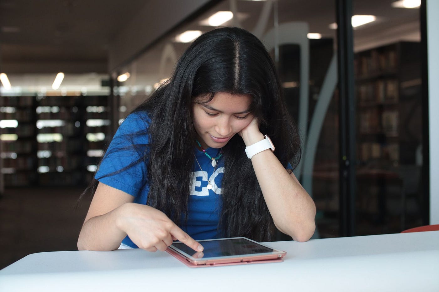 The Art of Disbelief: Why the 5-Step CRAAP Test Must Evolve to Survive 2026’s Information Crisis