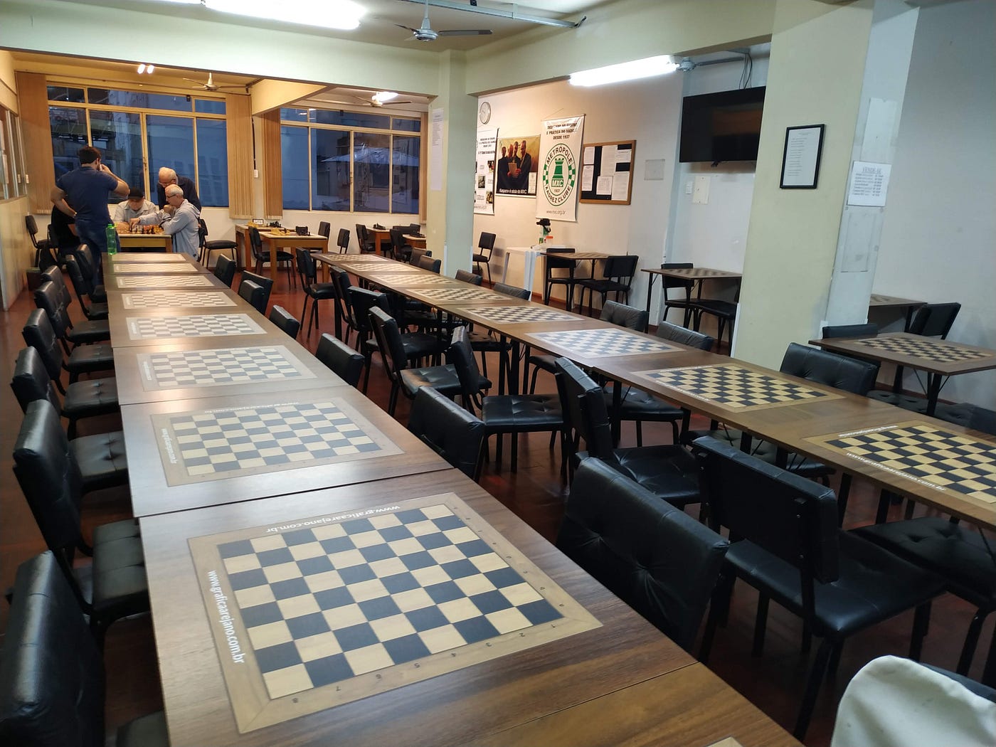 Metrópole Xadrez Clube promove torneio em homenagem à lenda do xadrez  gaúcho nos anos 60