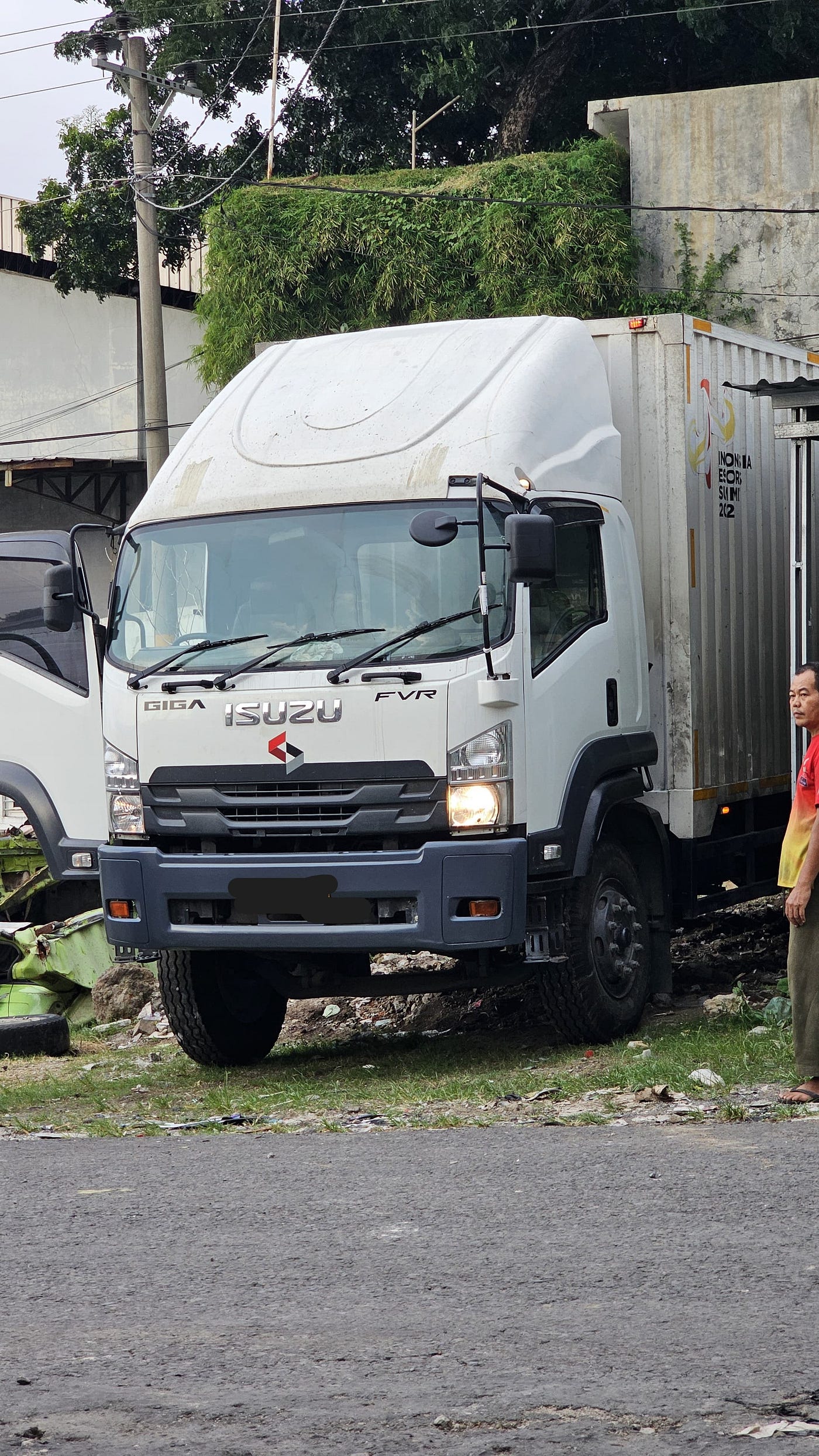 Ikonik 0856–4028–7456 jual topi truk semarang