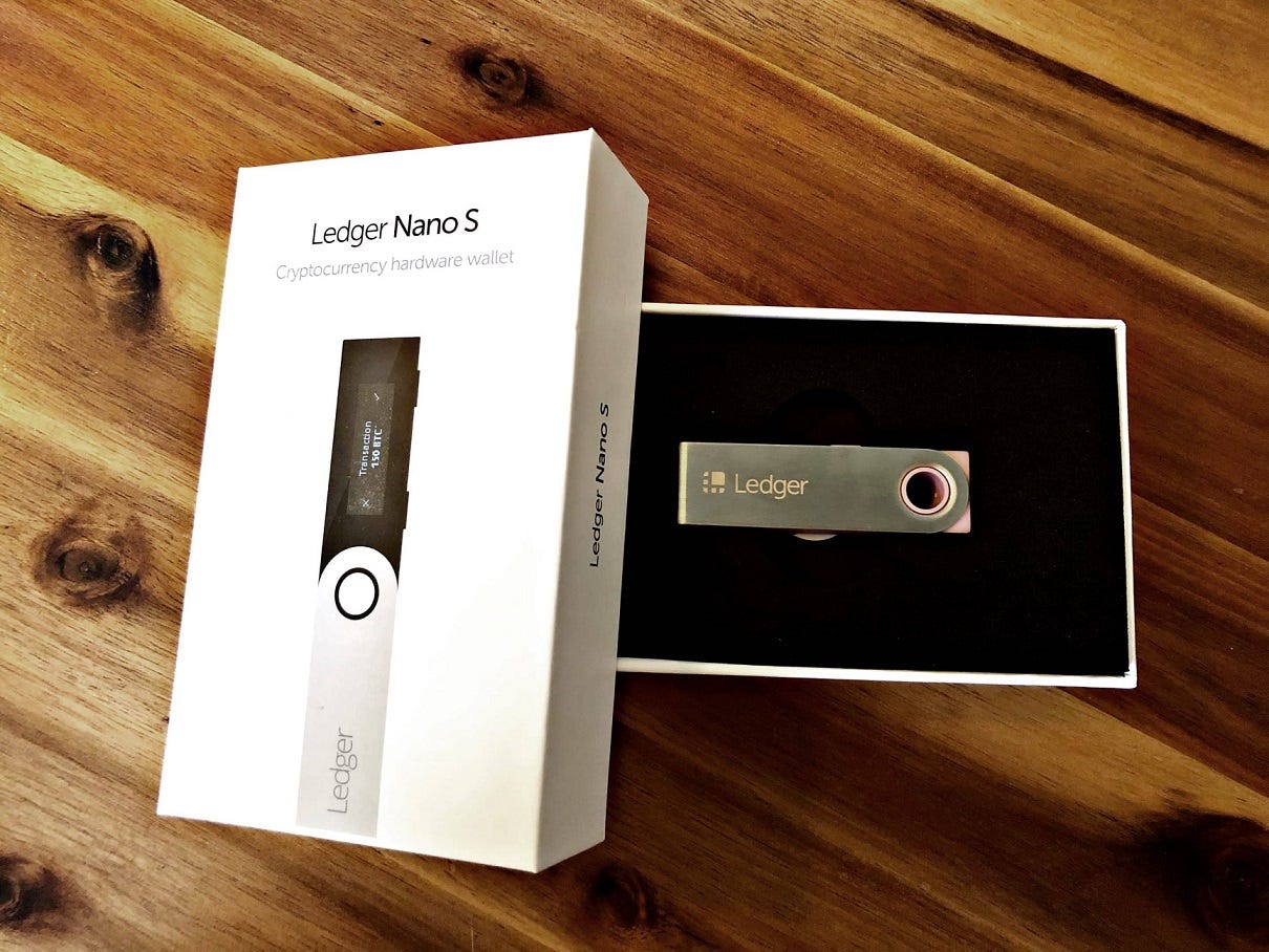 Card Wallet — the new form to store your Bitcoins! | by Flavia Baldassarri  | Crypto Tree | Medium