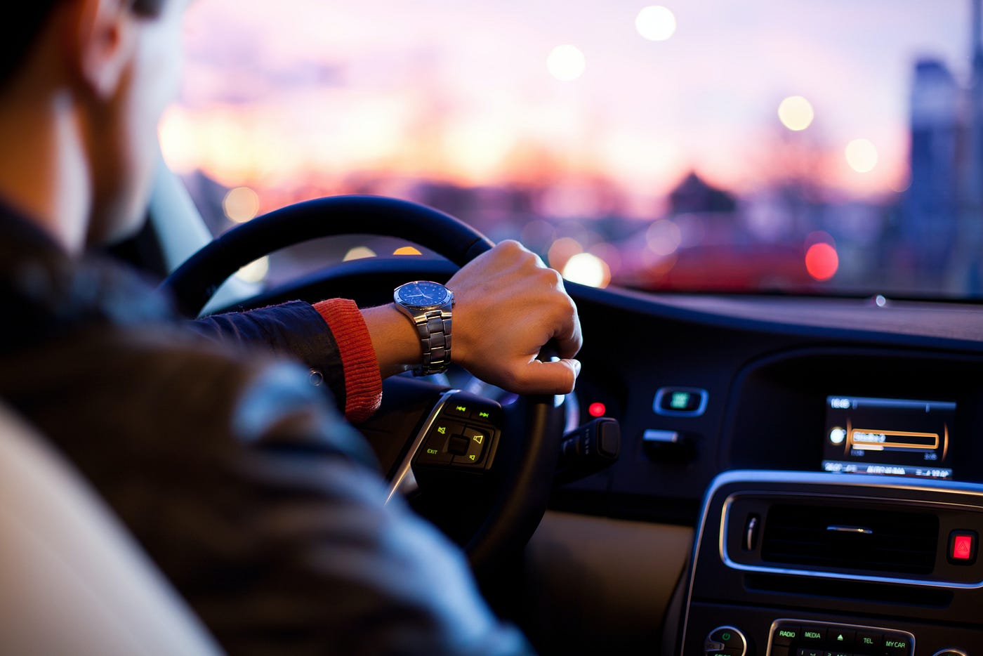 Car Services 101: 7 Advantages of Hiring a Personal Driver