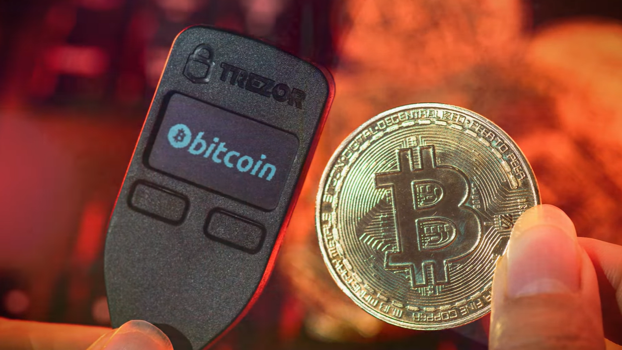 Why Bitcoin Mining Stocks Might Outperform BTC in 2025 | by Dominalt |  Coinmonks | Medium