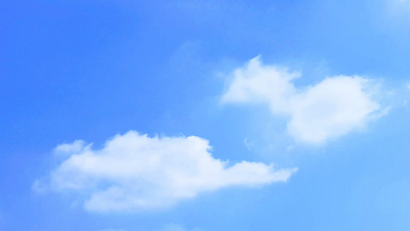 Two clouds in practice: a comparison of SAP Commerce Cloud v1 and v2