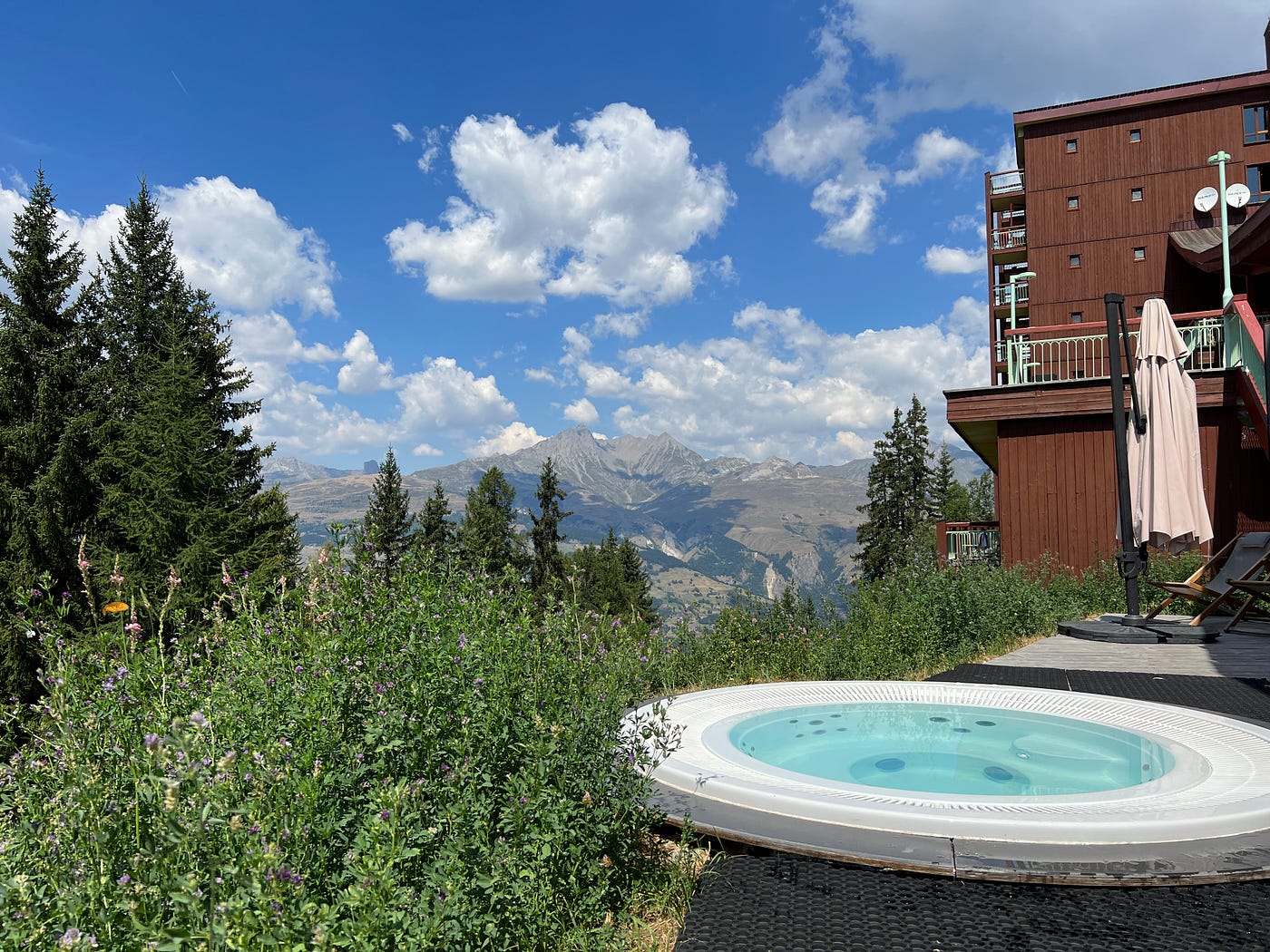 24 Hours: Les Arcs 1800 (Terri and Finn’s European Adventure Day 15)