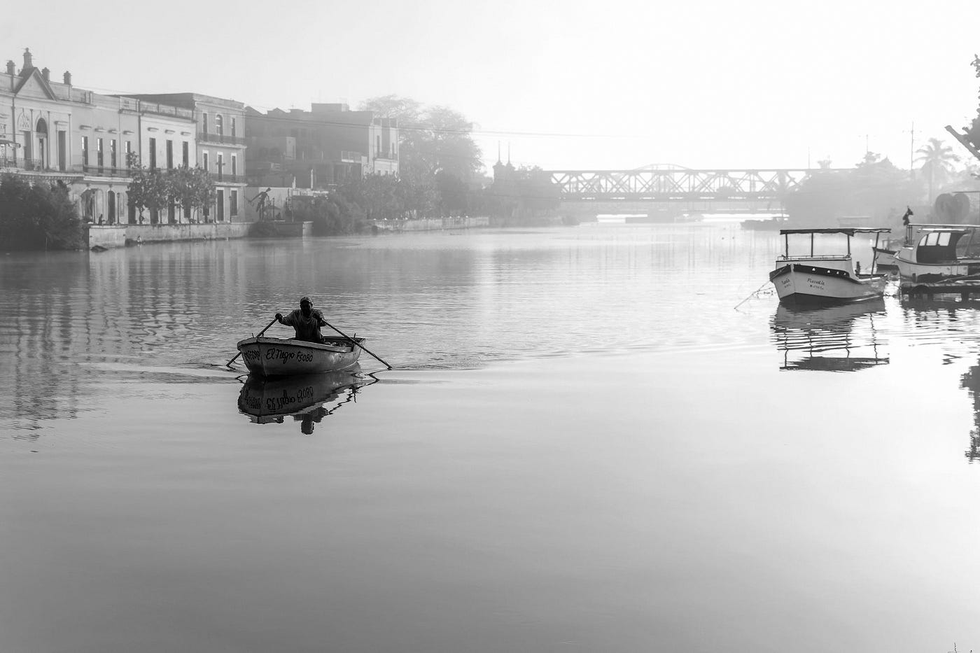 El río de los derrotados y otros poemas