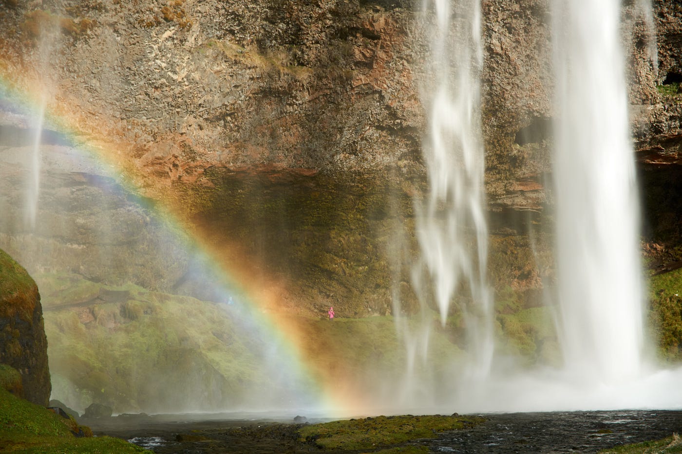 IJsland: over watervallen en geisers | by Shibra Grainger | Shibra Grainger