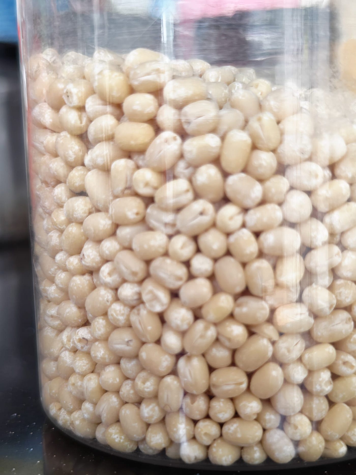 Skinned urad dal (Photo credit: Cuifen Pui)