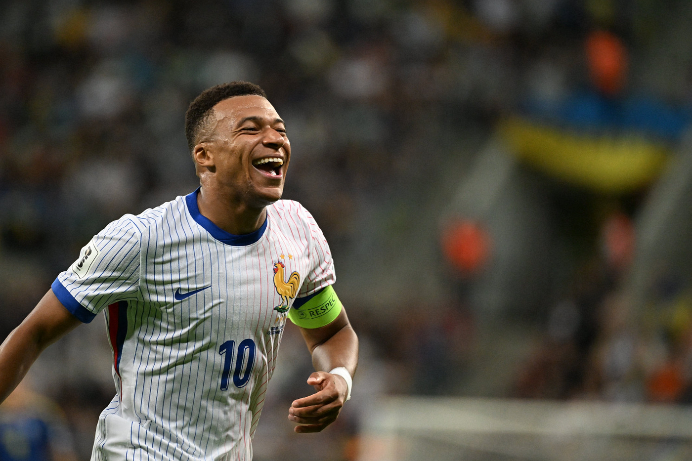 Mbappé Equals Henry but Keeps Focus on France’s Bigger Ambitions