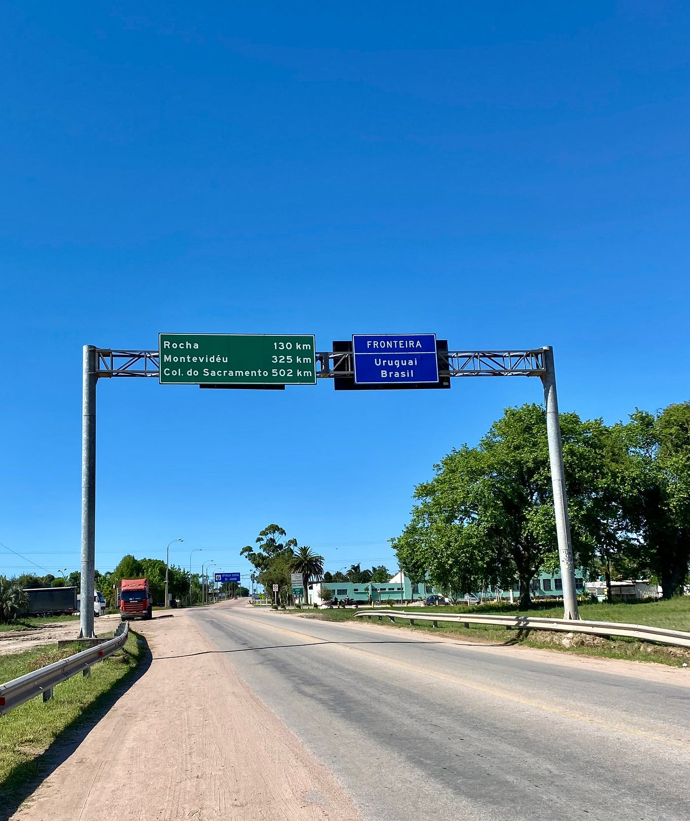 Chuy - crossing the border into Uruguay