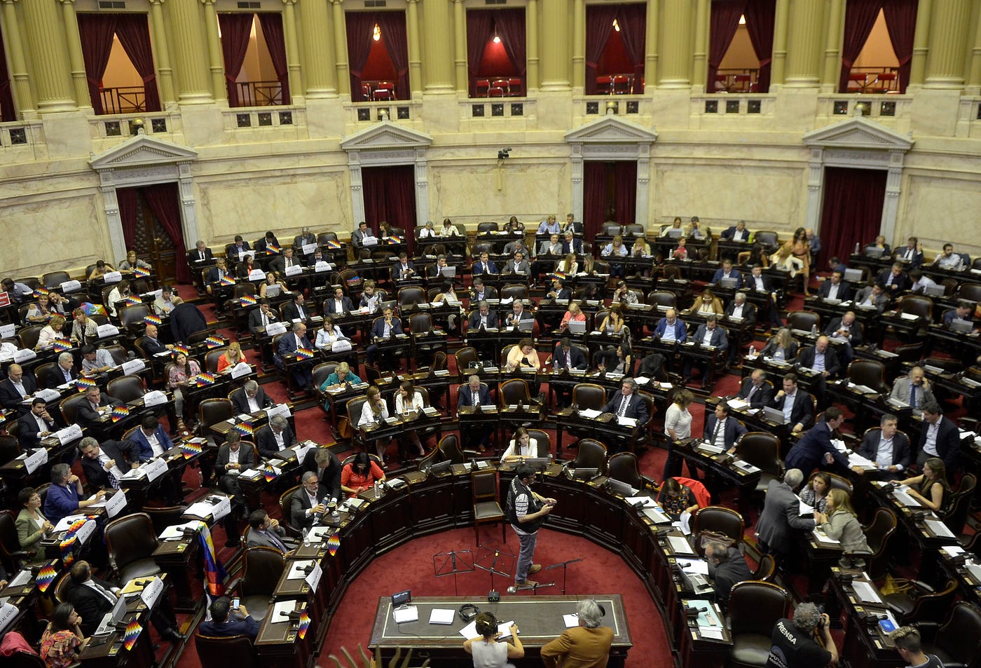 La comunidad evangélica gana lugar en el Congreso de la mano de Javier Milei