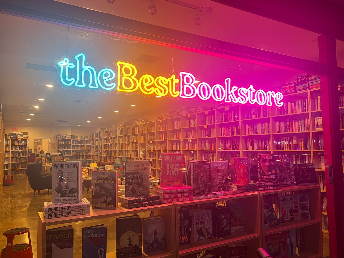 Palm Springs: where is the Best Bookstore?