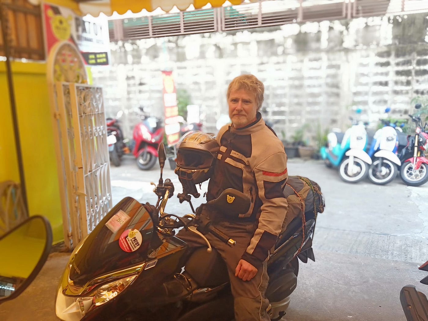 PATOY Motorbike Rental Bangkok.