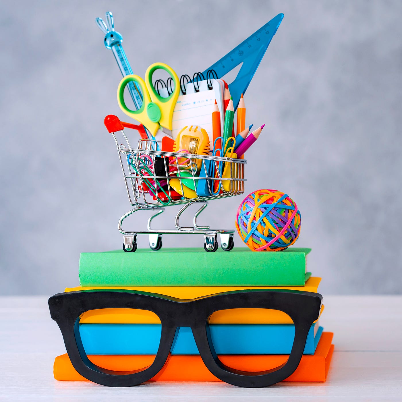 A Smarter Way to Buy Stationery Online in Saudi Arabia