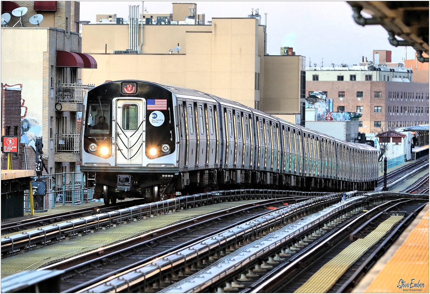 A Smiling Subway ‘Slinky’ …