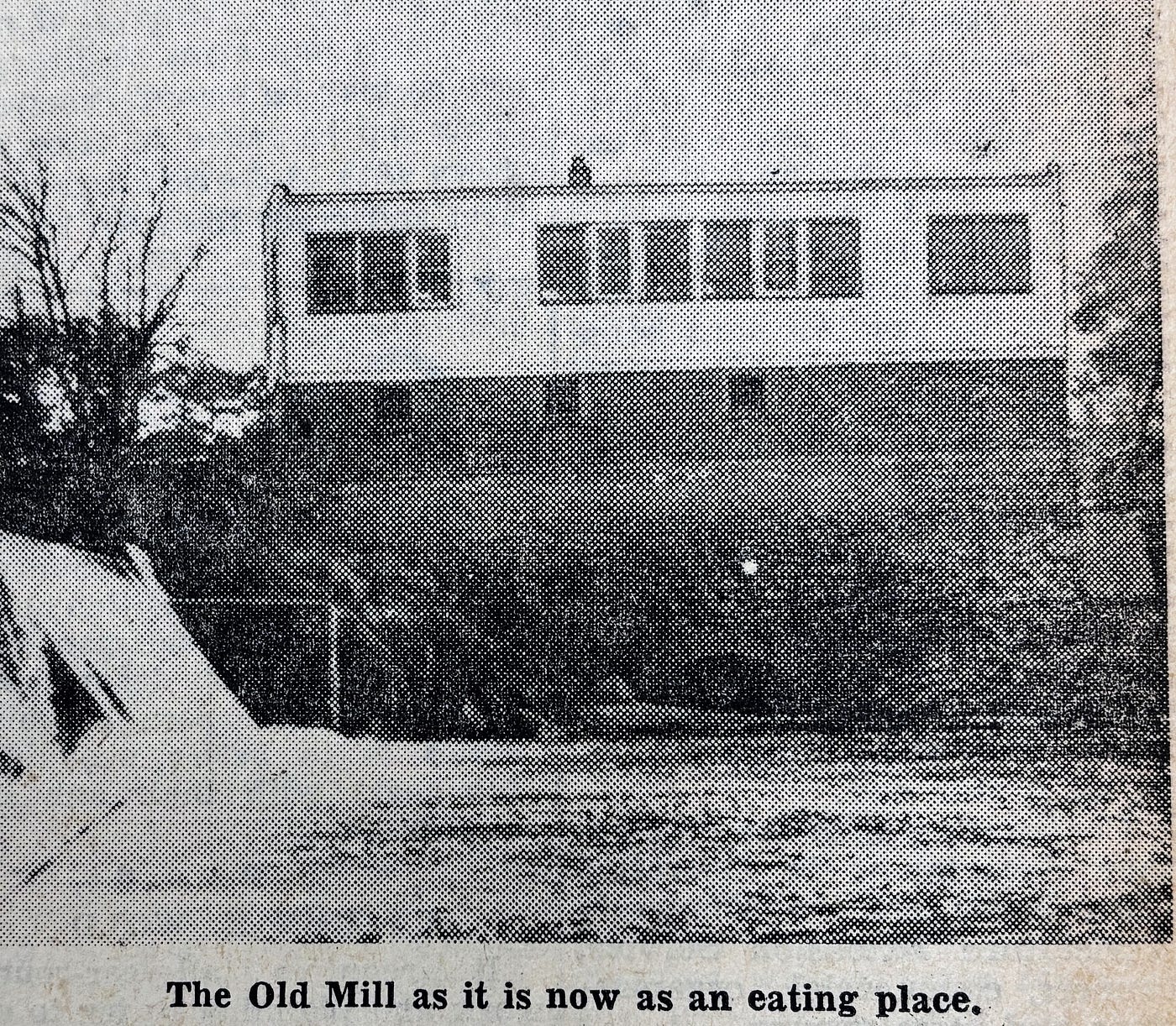 LOOKBACK: Restaurant overlooking Cedar River opens on Mother’s Day