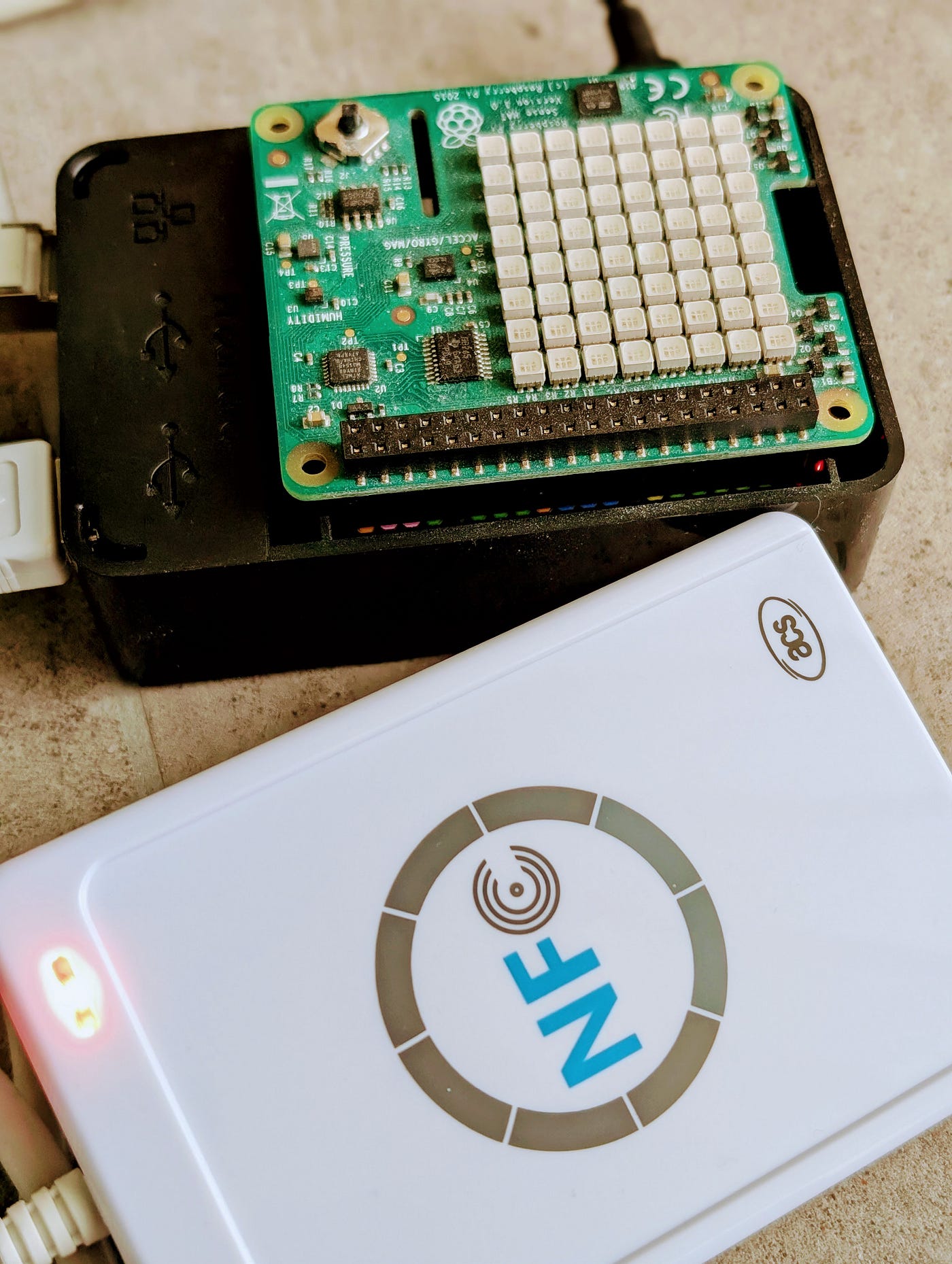 Lector Nfc Acr122u Usb, Grabador Y Lector De Tarjetas Ic Sin | Meses