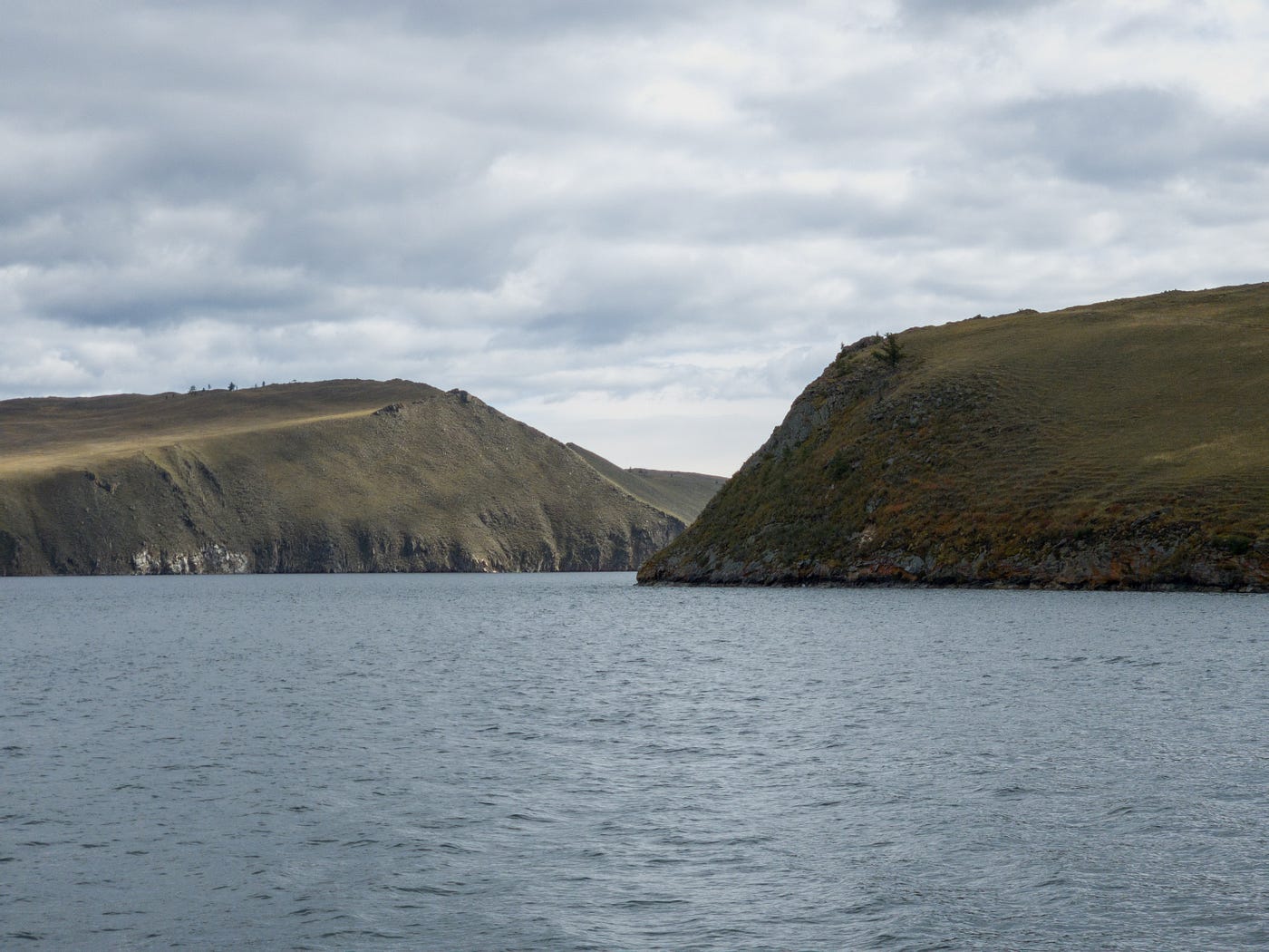 Olkhon is on the left, and the mainland is on the right.