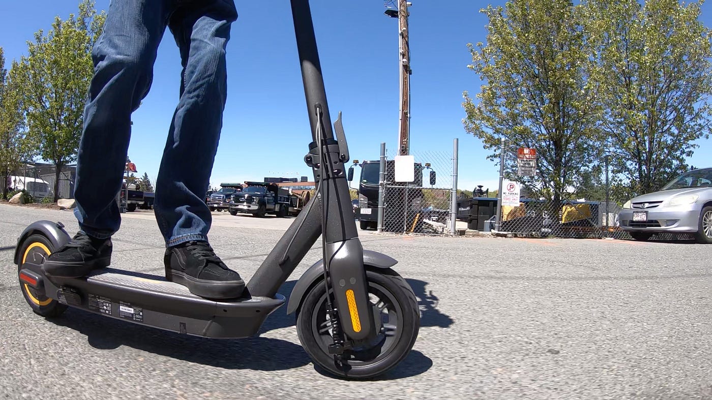 Segway Ninebot MAX Review — 40 mile range e-scooter!