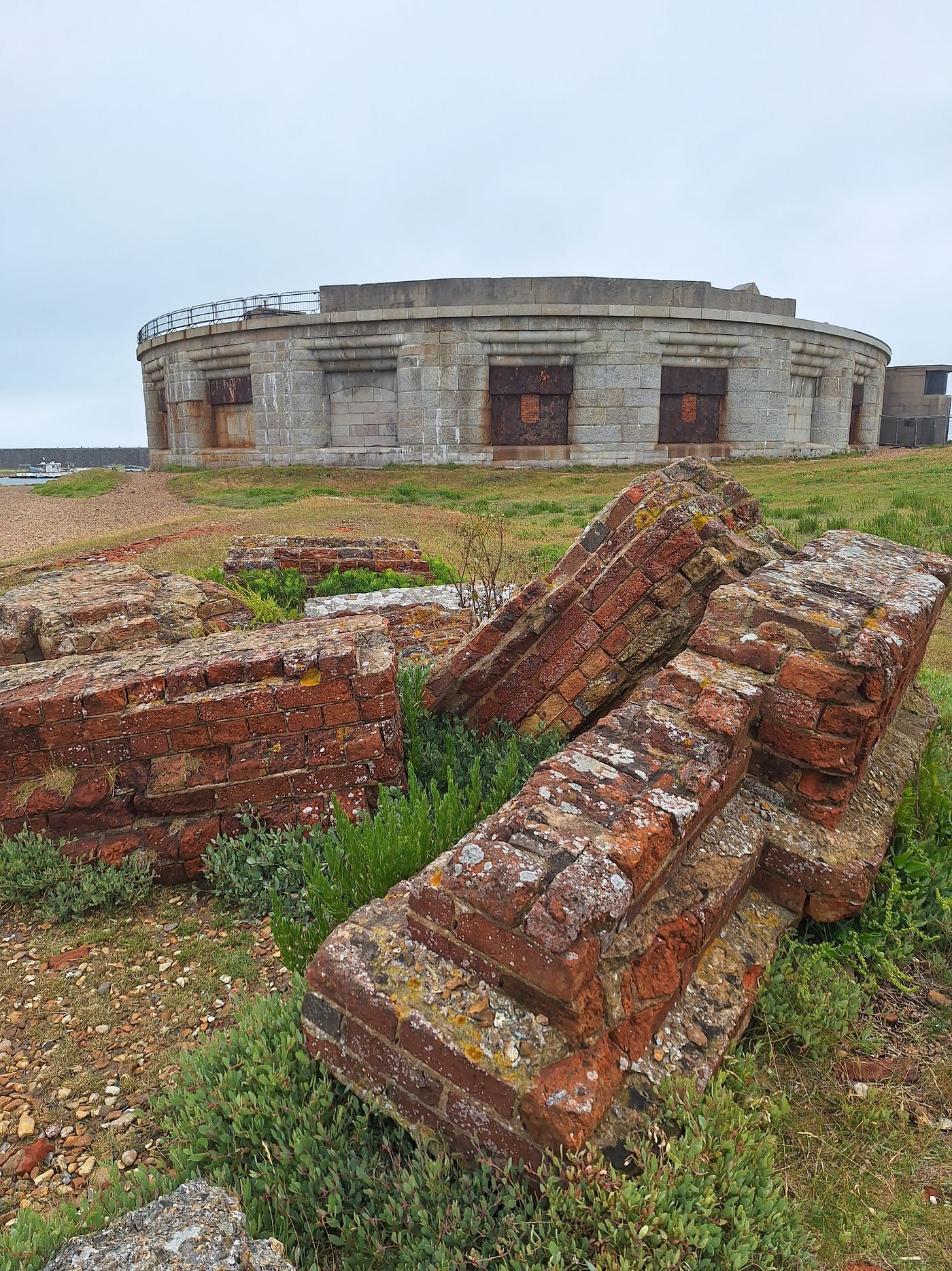 New Milton to Hurst Castle Walk: The Ultimate Mud-Free Rainy Day Itinerary