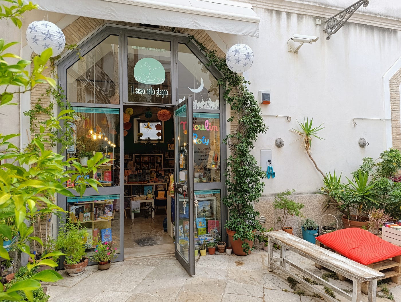 Libreria Il sasso nello stagno