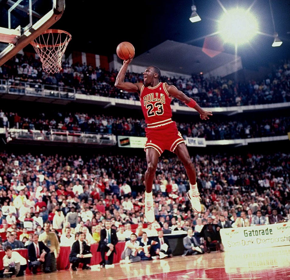 Michael Jordan's Iconic Free Throw Line Dunk — 1998 All-Star Weekend. ⛹🏿 |  by I Blog In Jordans | I BLOG IN JORDANS | Medium