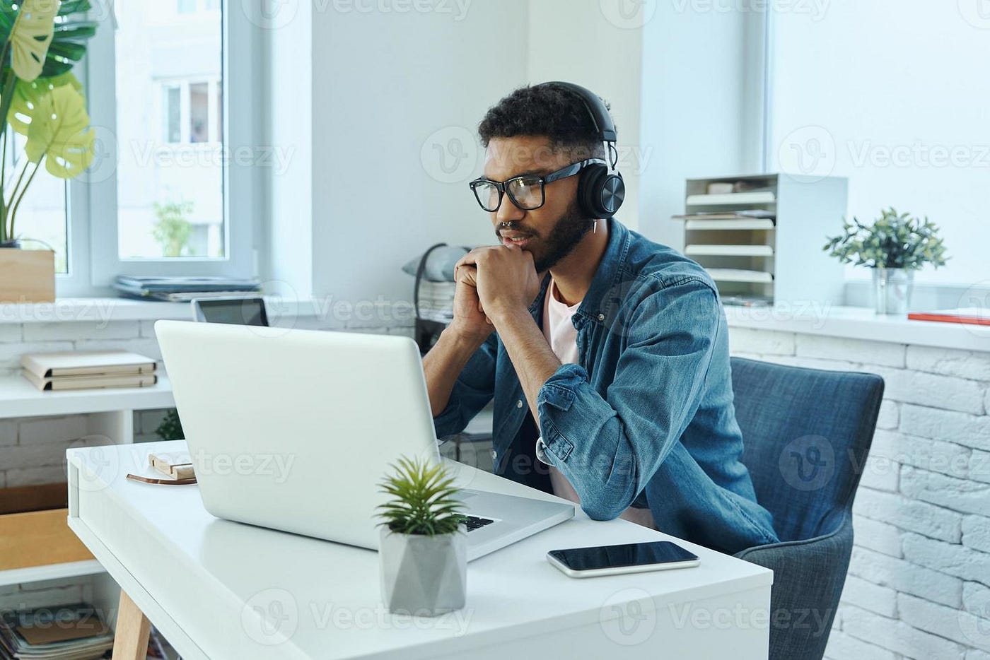 Beste noise cancelling koptelefoon voor thuiswerken (2026)