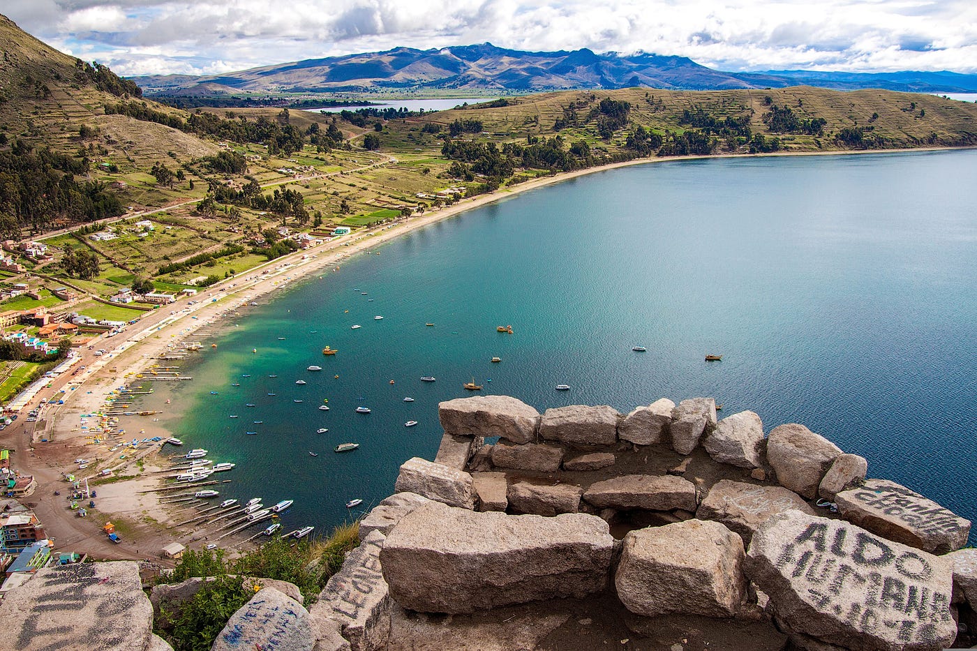 🌄 What to Wear in Bolivia: Travel Clothing Tips for High Altitudes and Salt Flats