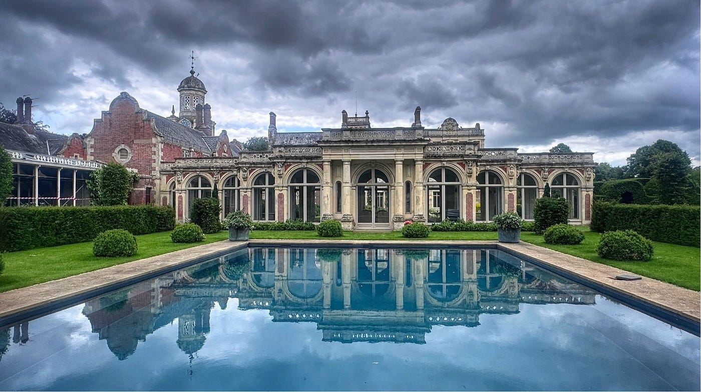 Somerleyton Hall Gardens: A Photogenic Charm Just Over the Border in Suffolk