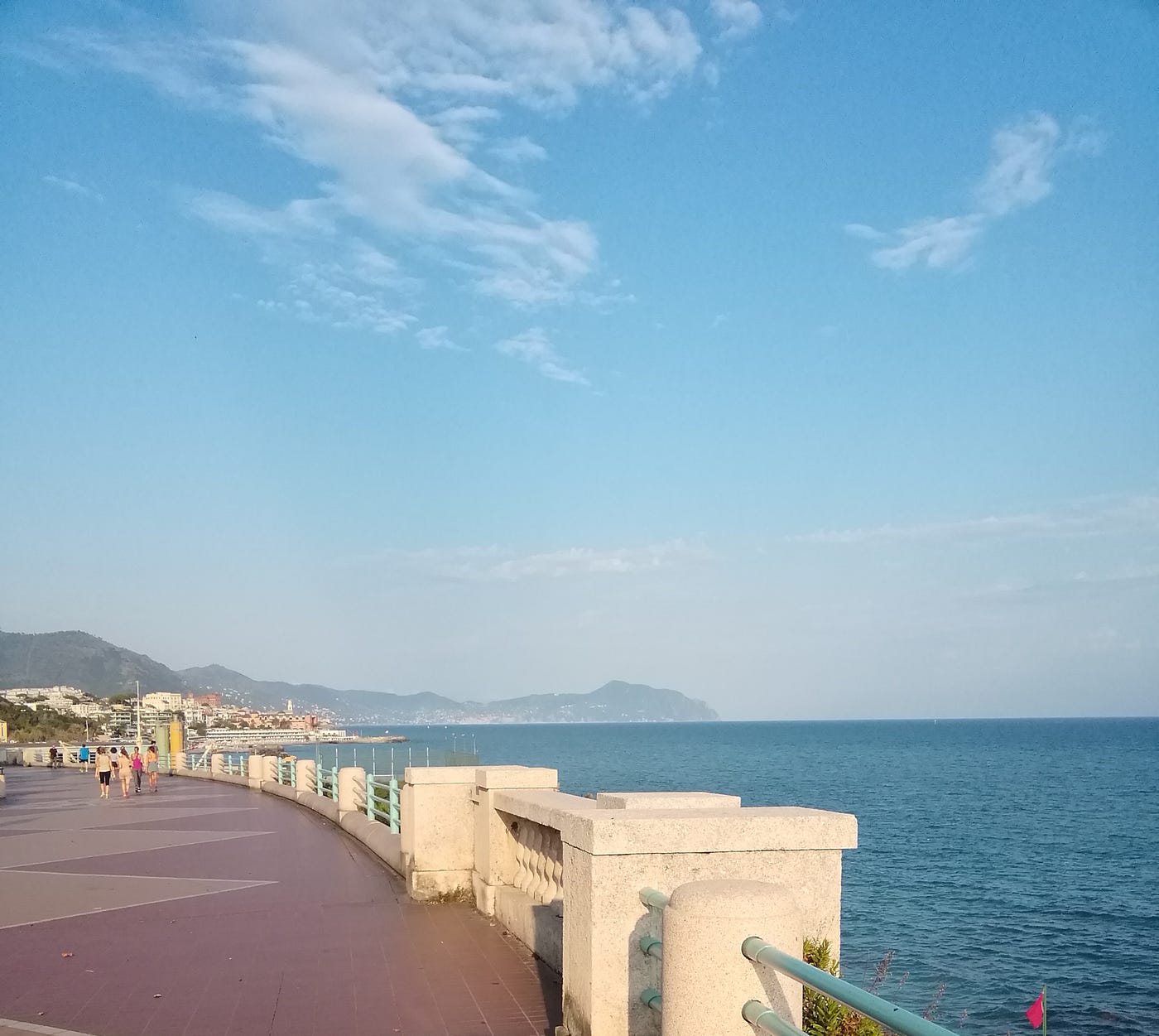 北イタリア夏旅行2. 次はジェノバとその周辺のビーチ。 | by 
