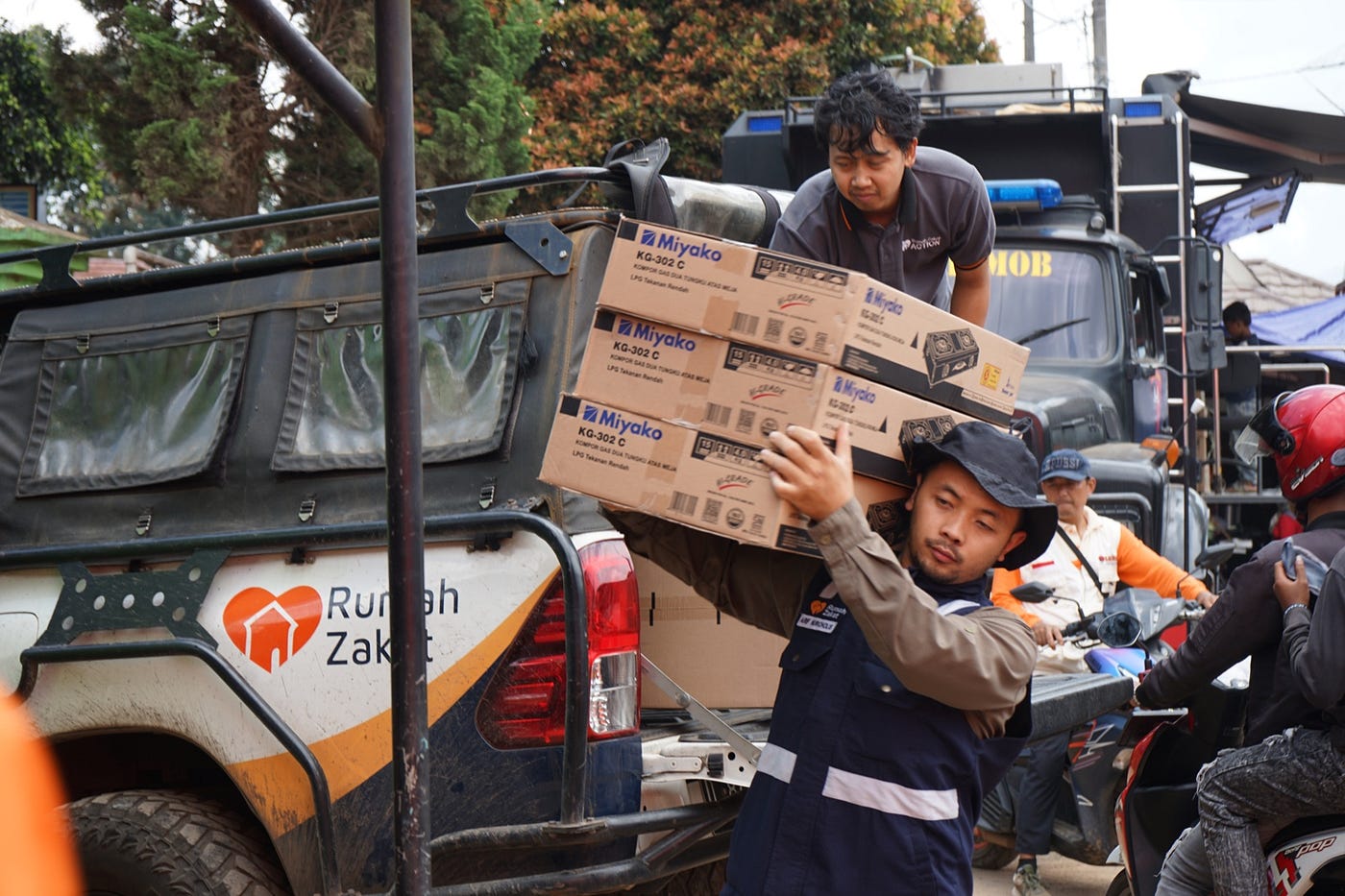 BPKH Collaborates with Rumah Zakat to Provide Earthquake Emergency Response Assistance in Bandung…