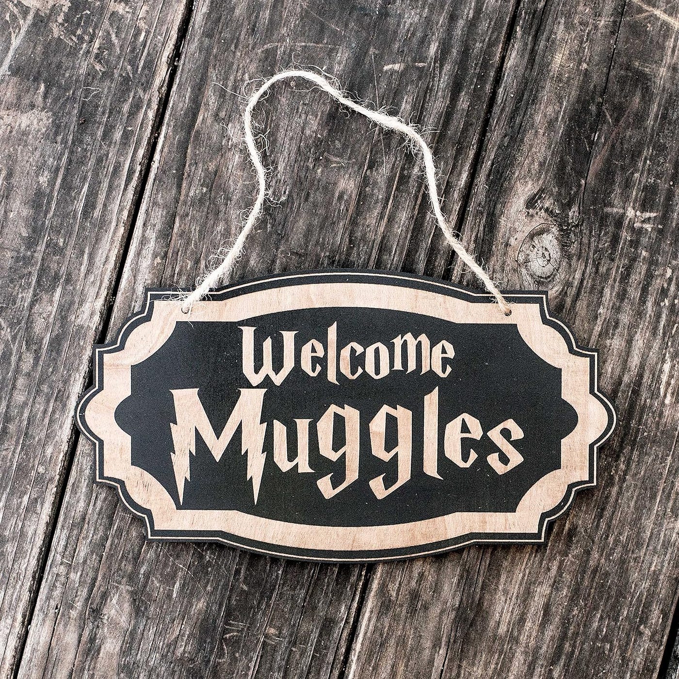 Wizardry in the Shell: Crafting Spells with Script Files in the Muggle World