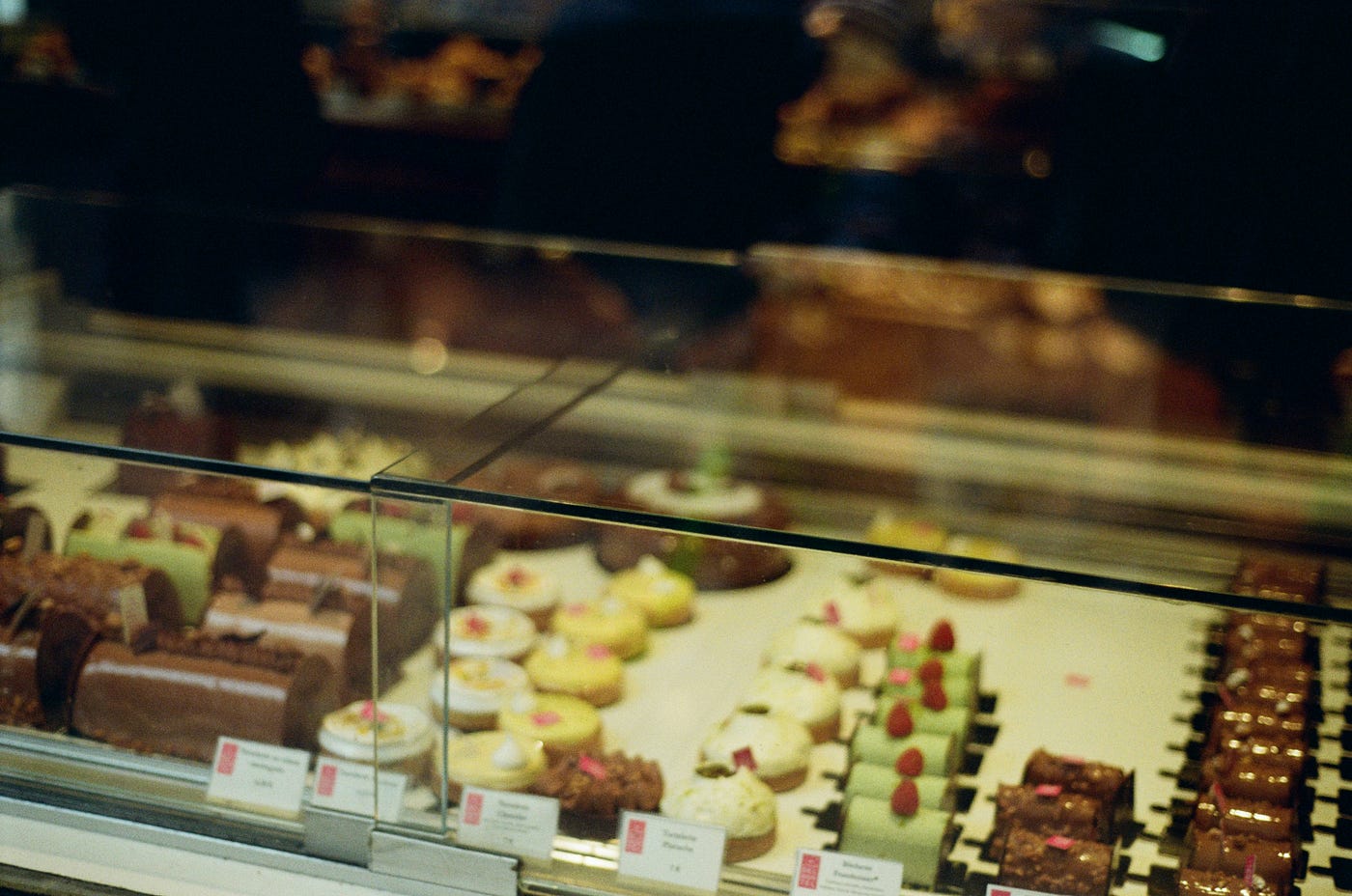 Why a Dessert Counter Tells You More Than the Lobby Ever Could